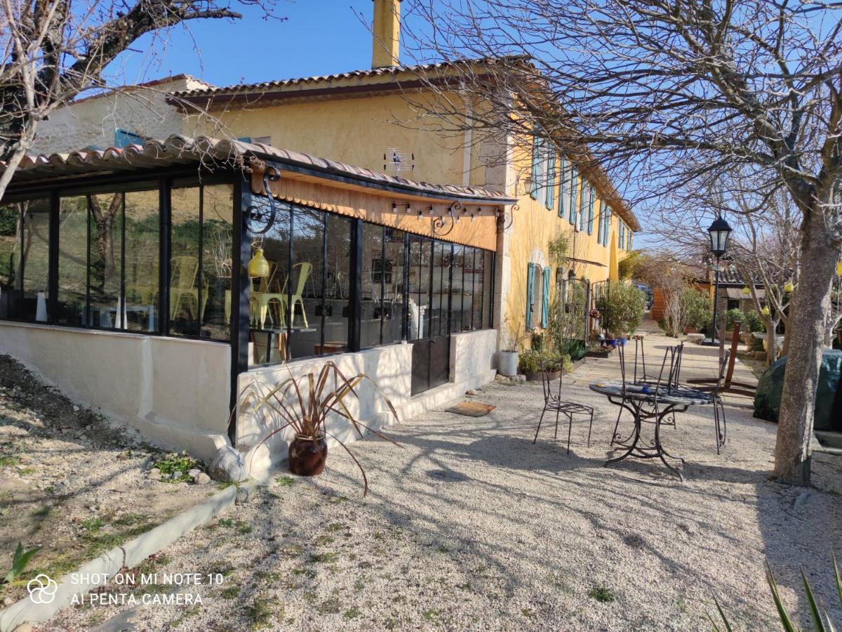 L'Auguste Maison D'Hotes Valensole Buitenkant foto