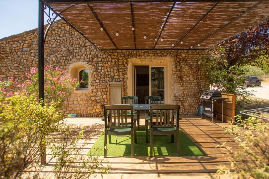 L'Auguste Maison D'Hotes Valensole Buitenkant foto